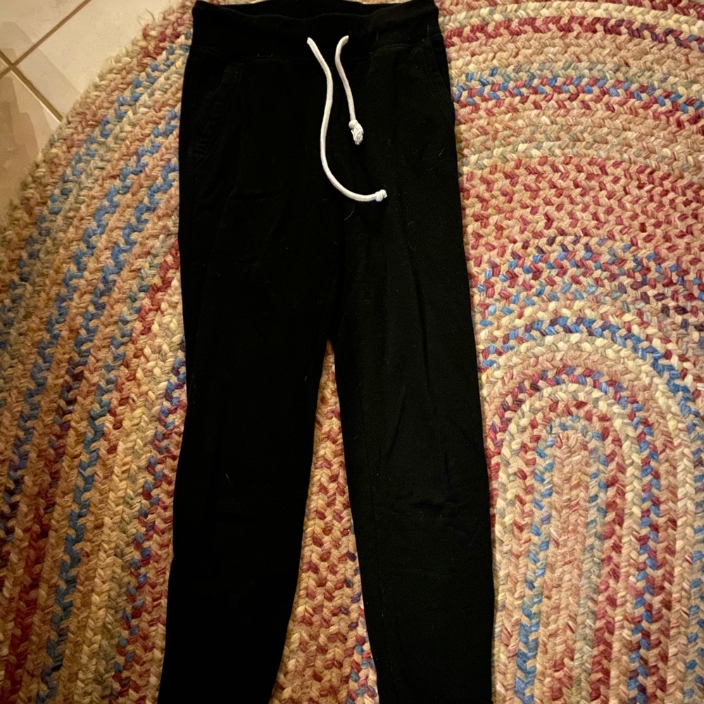black sweatpants